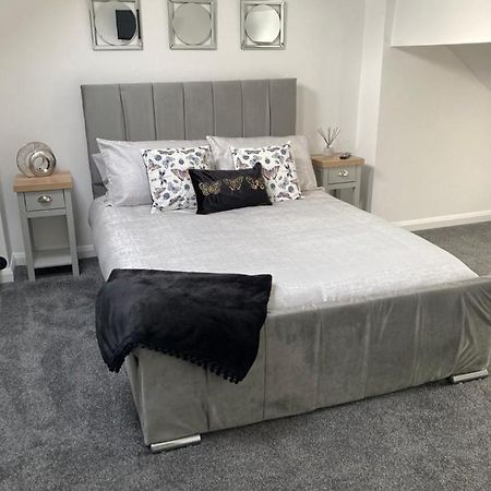 קרו Cheshire Home Stays מראה חיצוני תמונה