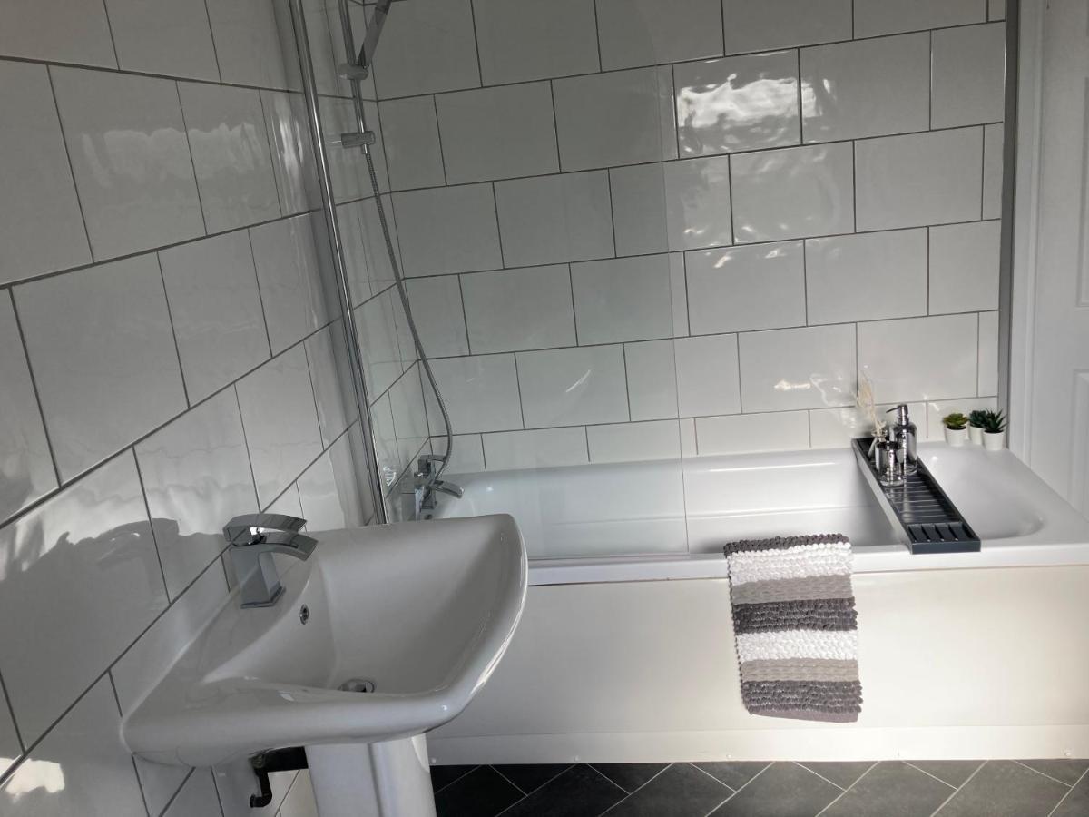 קרו Cheshire Home Stays מראה חיצוני תמונה